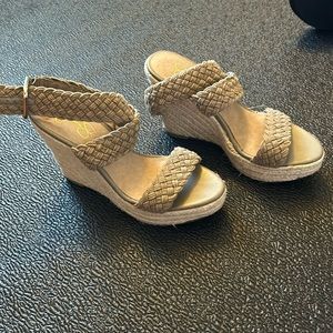 Used tan wedges